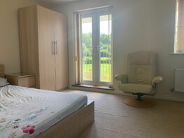 Wood Mead, Cheswick Village - Image 2