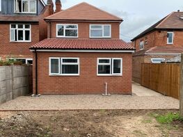 Warwick Avenue, Beeston - Image 3