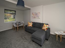 Woodland Way (D), Kingswood - Image 1