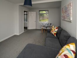 Woodland Way (D), Kingswood - Image 4