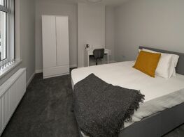 Woodland Way (D), Kingswood - Image 5