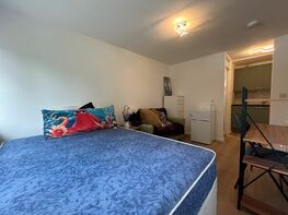 3 - 74 Leahurst Crescent, Harborne - Image 1