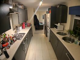 Heeley Road (5B), Selly Oak - Image 1
