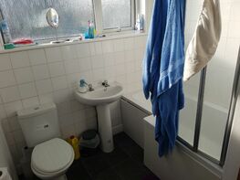 Welby Avenue - Room 4, Lenton - Image 5