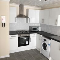 Saxton Close (D3), Beeston - Image 2