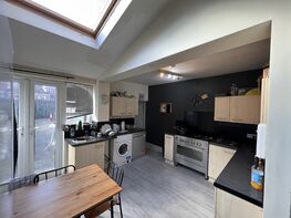 Link Road (R2), Edgbaston - Image 1