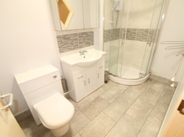 Flat 2 Foxrose Court, Sneinton - Image 4