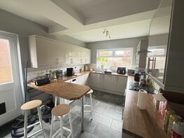 Peveril Road (D), Beeston - Image 2