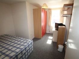 Chapel Court, Lenton - Image 4