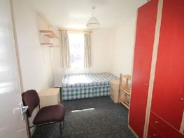 Chapel Court, Lenton - Image 5