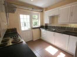 Fladbury Crescent, Selly Oak - Image 2