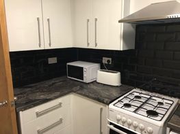 Rolleston Drive, Lenton - Image 2