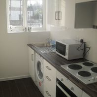 Flat 4 Weoley Court, 201 Gibbins Rd - Image 2